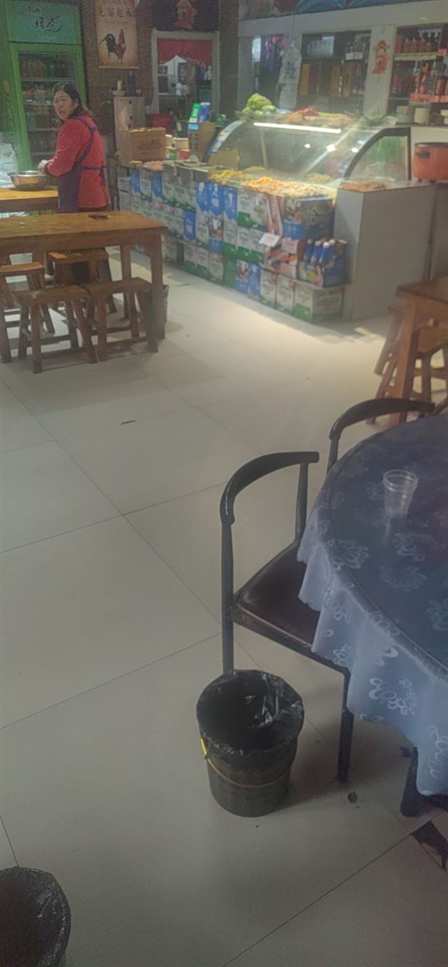 渔市街大盘鸡，因家中有事 营业中饭店转让，感兴趣的电话联系！