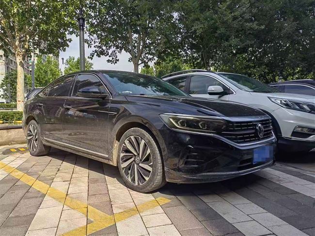 大众帕萨特，分期最低9999提车