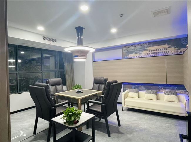 尉氏自助棋牌转让， 设备齐全，周边有稳定客源，接手可营业，价格面议！